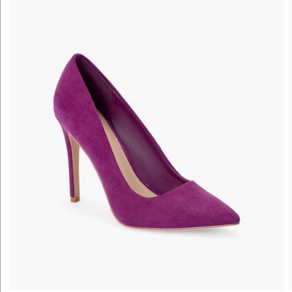 Just Fab magenta pumps